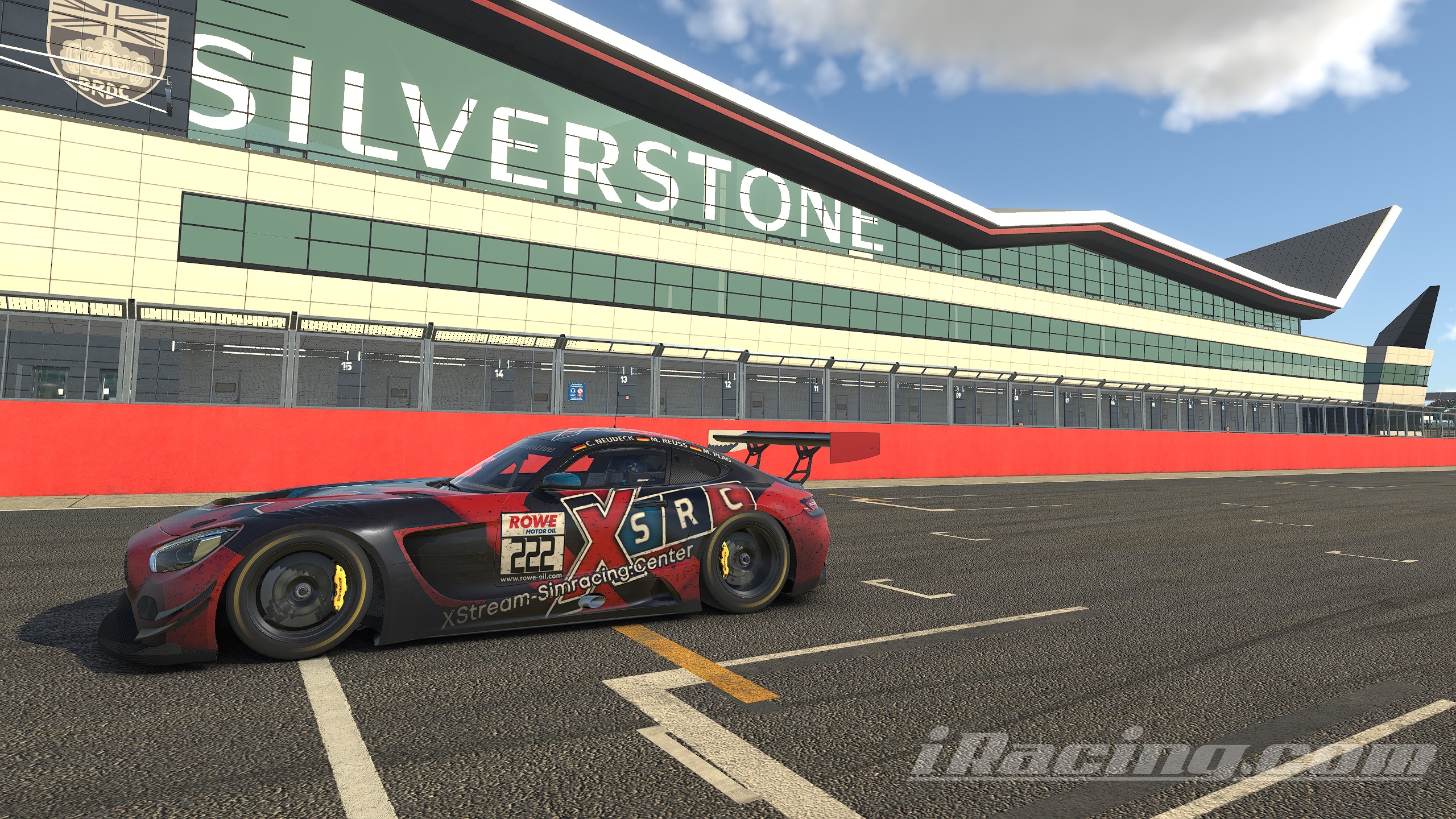 Zieleinlauf Silverstone - 12H